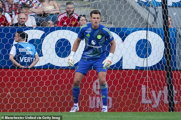 Czech goalkeeper Radek Vítek was the only United star player to play the entire match