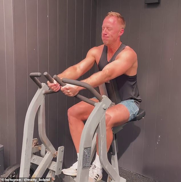 Clint lost the pounds under the supervision of personal trainer Matt Boland, who later shared a video of the radio star working out on his social media