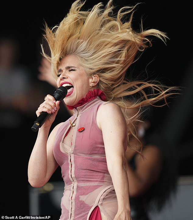 Paloma Faith has hit back at Glastonbury trolls and pleaded with music fans to 'give women a chance' after a host of female artists suffered technical issues