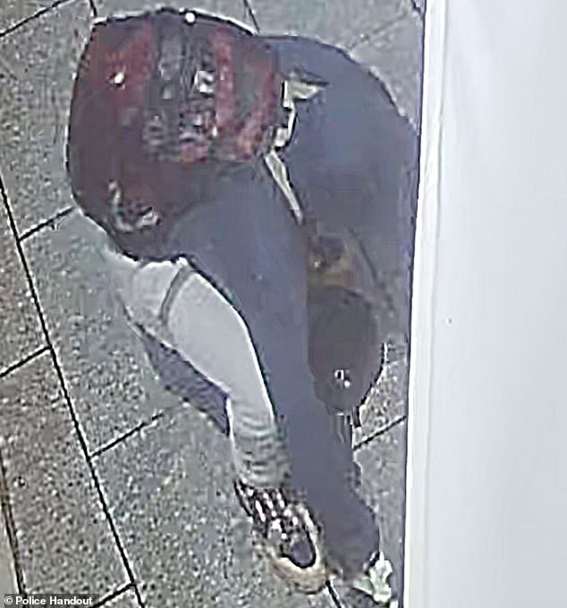 CCTV footage from the scene later showed an unidentifiable man wearing a dark blue hooded sweatshirt and light-coloured trousers, as well as gloves and a dark red backpack