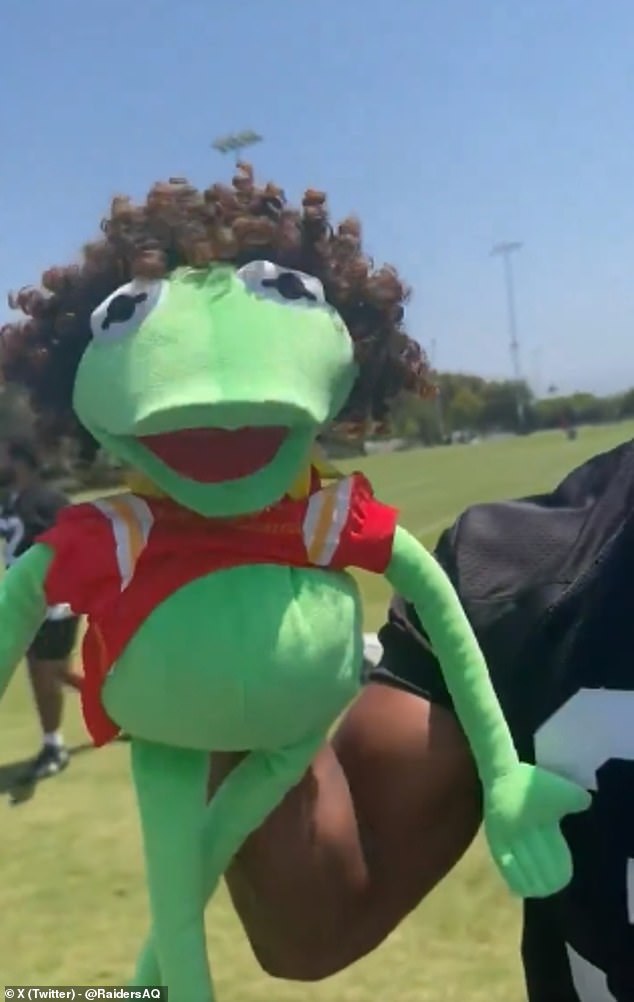 The Raiders teased the Chiefs with a Kermit the Frog doll dressed in Patrick Mahomes style