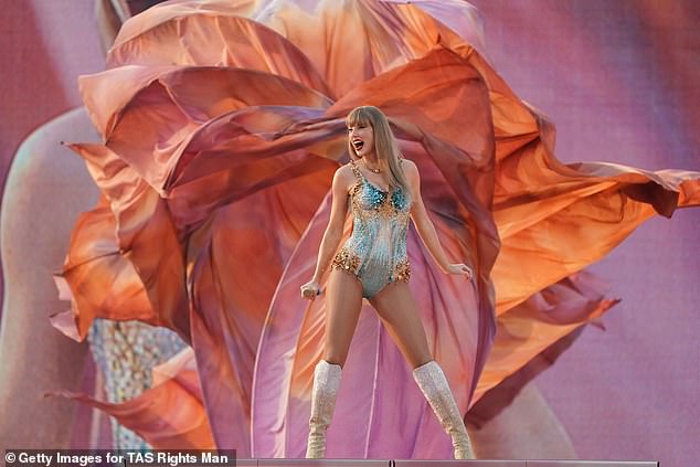 Taylor Swift sent fans into a frenzy as she stormed the stage on the first night of her two-night Munich show on Saturday