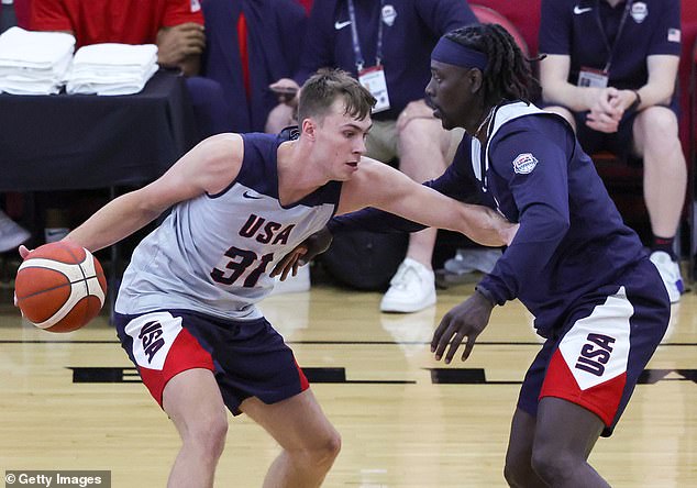 Flagg, a rising freshman at Duke, defeated players like NBA champion Jrue Holiday (R)