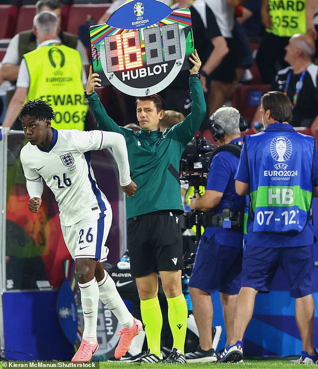 Gareth Southgate opted to bring on teenage midfielder Kobbie Mainoo at half-time in England's final group match