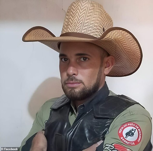 Brazilian bull rider Fabiano Pinheiro was killed Monday night during a rodeo show in Fátima do Sul after being thrown from a bull and kicked in the neck