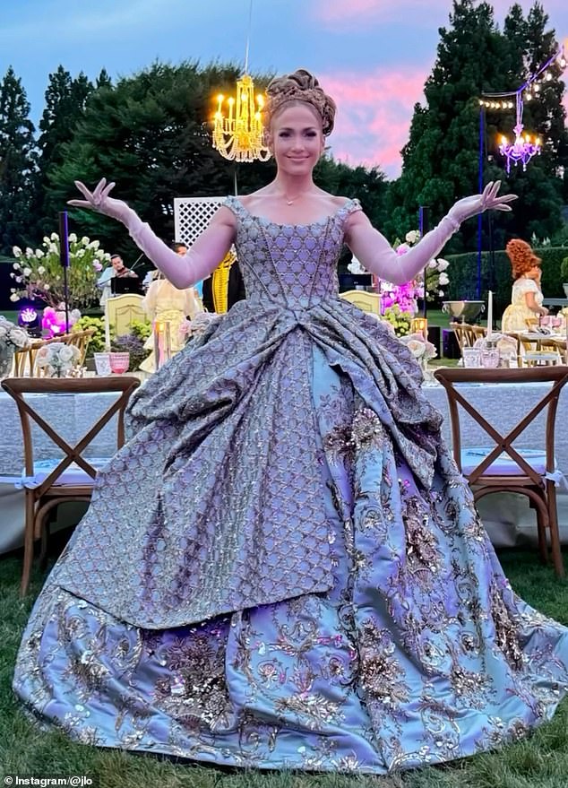 To celebrate her milestone birthday, Lopez hosted a royal birthday party in the Hamptons, New York, last weekend, which Affleck did not attend.