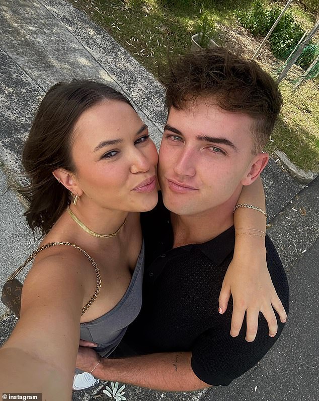 The couple announced their split in statements shared on their respective Instagrams on Monday, and Phoebe has now shared more details about the aftermath of the split