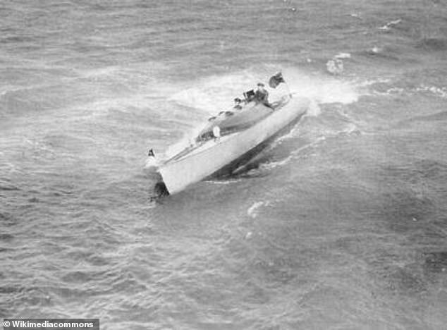 During the 1908 London Olympics, motorboat races were held on Southampton Water. The picture shows the British boat Wolseley-Siddely in heavy weather