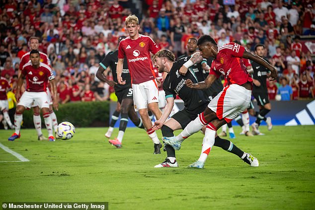 Marcus Rashford had several chances to score an equaliser for United when they were only 1-0 down