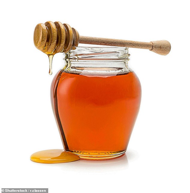 Putting a drop of Jimerito honey in each eye will cause a stinging sensation that stimulates your tear ducts, this is said to help clear mucus from the nasal passage behind your eyes and relieve symptoms of dry eyes. However, opticians strongly advise against this