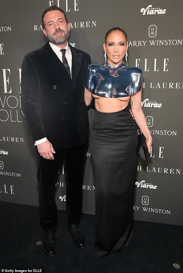 And as reports about the fate of their A-list relationship continue to grow, it appears the couple has cut all ties with each other (the couple will be dating in 2023)