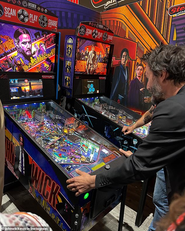 On July 27, Reeves, who chopped off his long John Wick locks in March, surprised fans at the Stern Pinball booth at San Diego Comic-Con so he could play the brand new John Wick game