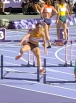 Weissenberg hit a hurdle during her warm-up for the race