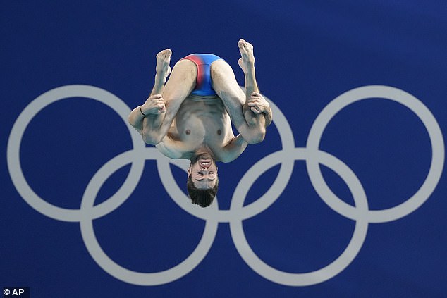 Frenchman Jules Bouyer will compete in the semi-finals of the men's 3m plank diving on August 7