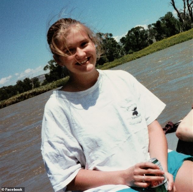 Houchins' autopsy found she had drowned, with mud in her stomach and airways, but her cause of death was 