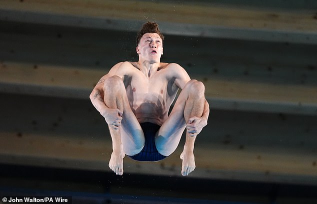 1723300872 125 Noah Williams wins BRONZE in mens 10m platform final in