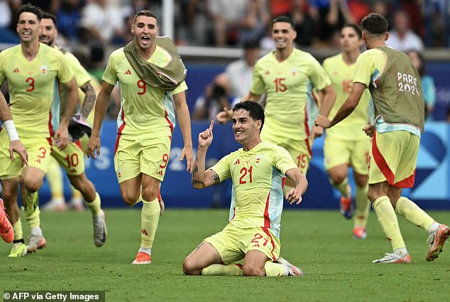 Spain left Paris with a gold medal after beating France 5-3 in the final after extra time