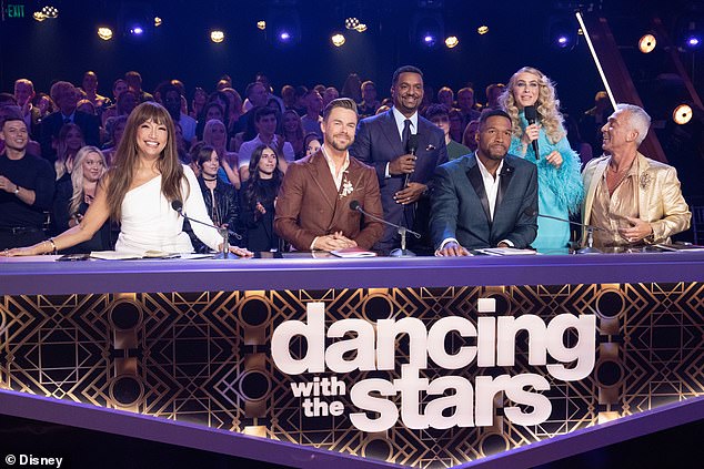 Season 33 premieres Tuesday, September 17 at 8:00 p.m. ET on ABC and Disney+; Carrie Ann, Derek, Alfonoso, Michael Strahan, Julianne Hough and Bruno Tonioli pictured