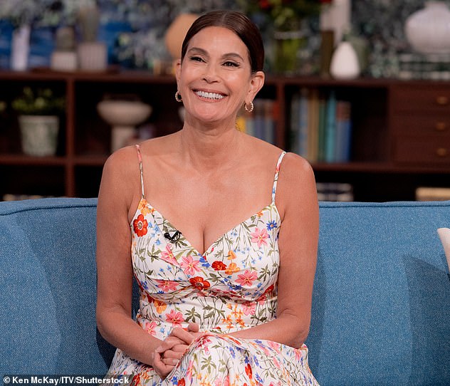 Teri, who sported a summery figure in a white maxi dress with ruffles and embroidered flowers, spoke about her relationship struggles and her girlfriend's support