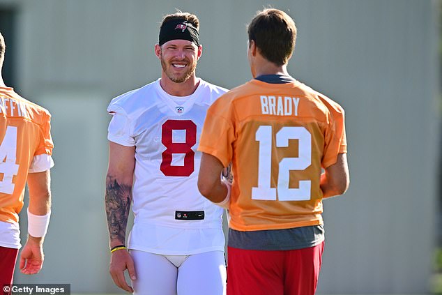 Tom Brady had two lockers at Tampa Bay Buccaneers complex, says Kyle Brady (No. 8)