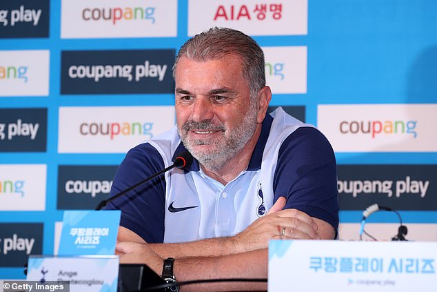 1723739652 819 Ange Postecoglou ended the entertainment famine at Tottenham but style