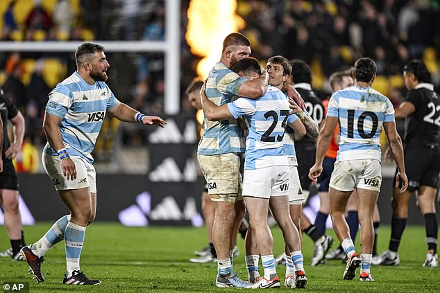 Argentina handed the All Blacks a rare home defeat on Saturday with a 38-30 victory