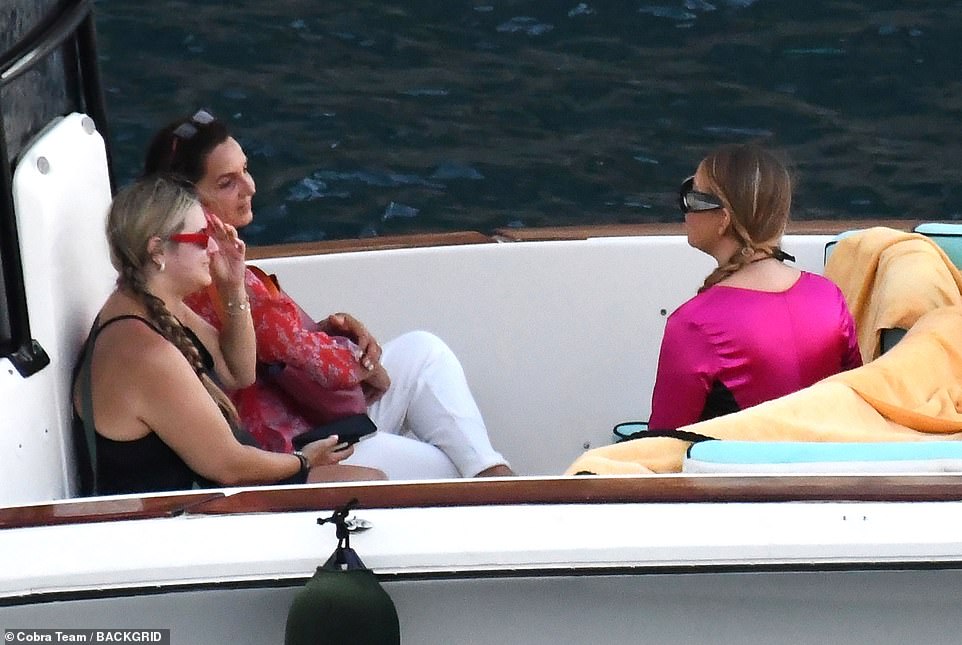 Carey was also spotted chatting with a few friends who joined in on the relaxing excursion on the water