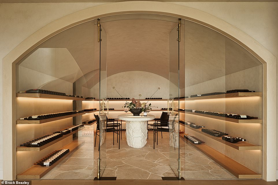 A paradise for every wine lover: Amar also features a temperature-controlled wine cellar with glass door and mood lighting