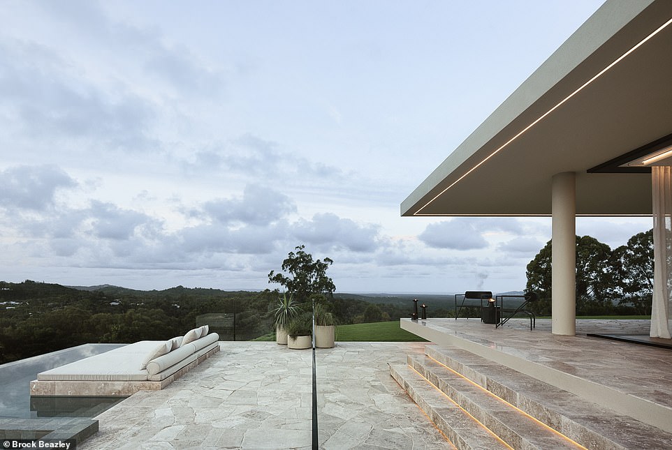 Mr. Clout chose to emphasize perfectly framed vistas, clean lines and open spaces