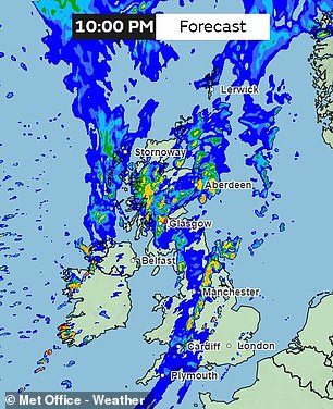 People in the west of the UK can expect heavy rain throughout the evening and early morning hours