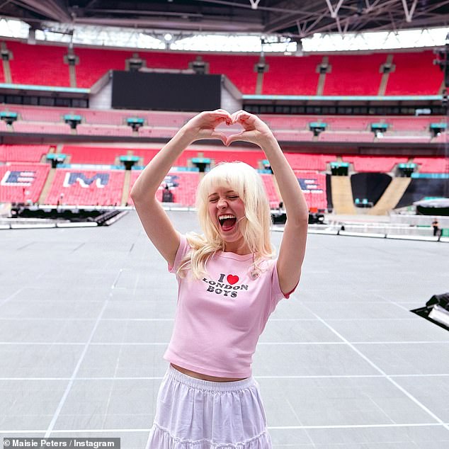 Taylor admitted she was a 'huge fan' and praised the English singer's songwriting skills, saying she 'did an amazing job' (Maisie pictured during the soundcheck)