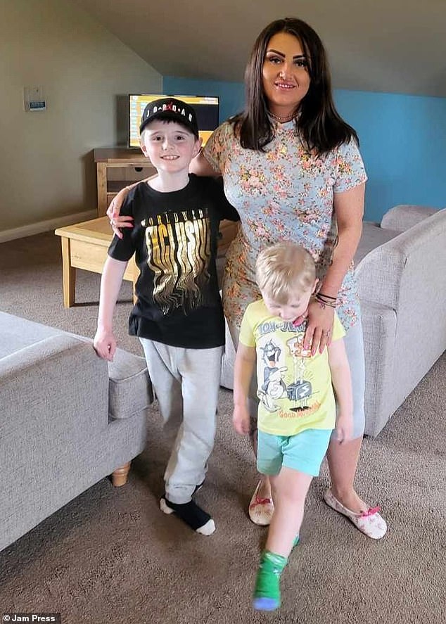 In the summer, mum Hanna-May Pugsley, 32, and her partner Ryan, 30, have to take him and his brother Dray, eight, out at 8am and make sure they're home by 11am.