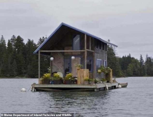 A report by a group of state agencies described the floating camps as “non-water-dependent floating structures.”