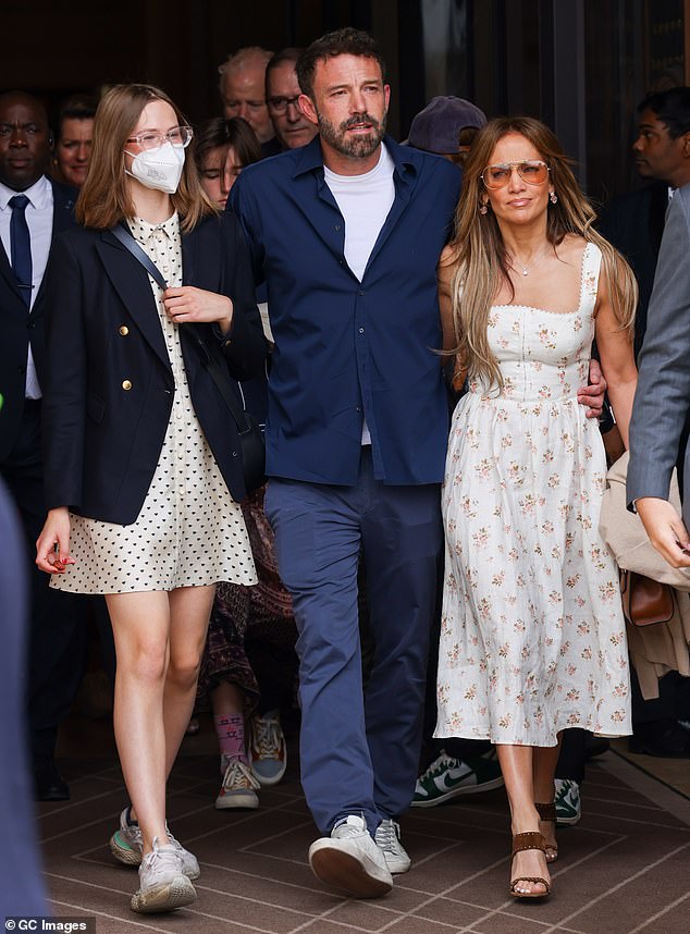 Violet Affleck with Ben and Jennifer leaving their hotel in Paris in July 2022