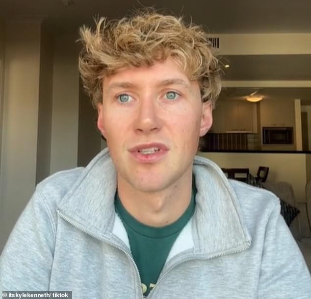 Kyle Kenneth, who was sitting in the emergency exit row, revealed in a TikTok video that the man 