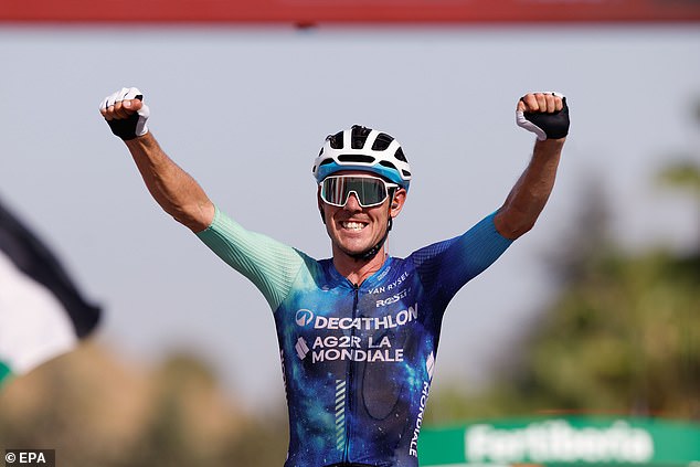 Australian Ben O'Connor took a sensational solo victory to take the leader's jersey