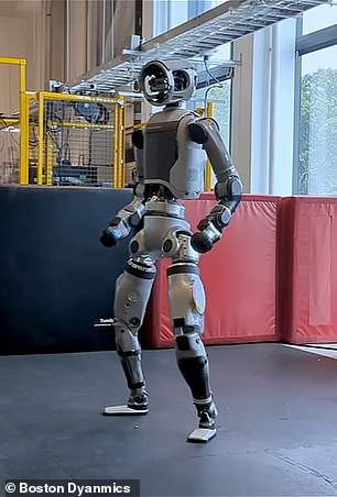 Boston Dynamics has posted a new video featuring the bot performing push-ups to the song 360 by Charli XCX