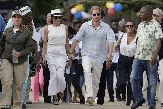 Prince Harry and Meghan arrive in San Basilio de Palenque, Colombia on Saturday, August 17