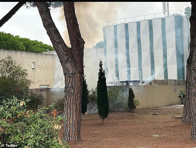 Firefighters, police and the gender ministry arrived at the scene of the synagogue on Saturday morning at around 8:40 a.m. local time