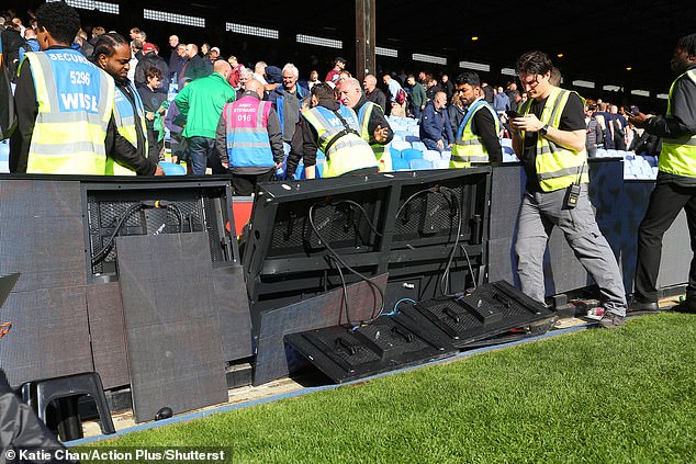 Premier League to issue safety warnings to clubs after Selhurst Park incident