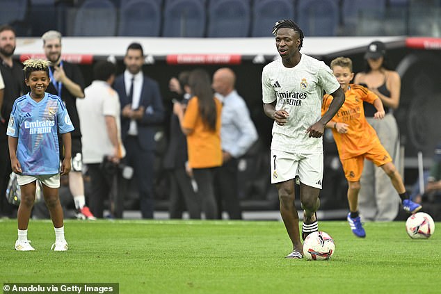 Saint couldn't contain his smile as he passed the ball to Vinicius in the empty Santiago Bernabéu Stadium