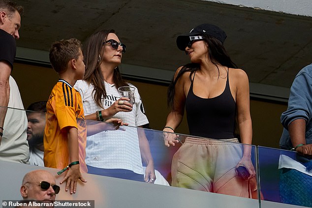 Kim chatted with friends ahead of Real Madrid's win