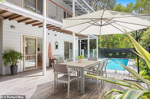 Following Palmer's purchase, the pad has gone on the market as a holiday rental for $1,500, The Daily Telegraph reports. Pictured: The stunning entertainment deck