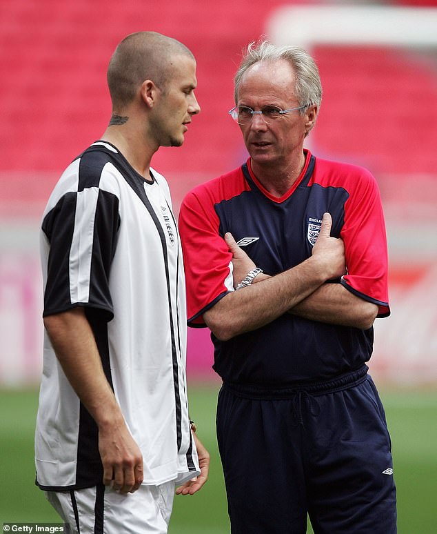 Sven-Goran Eriksson speaks with captain David Beckham during Euro 2004 in Lisbon, Portugal