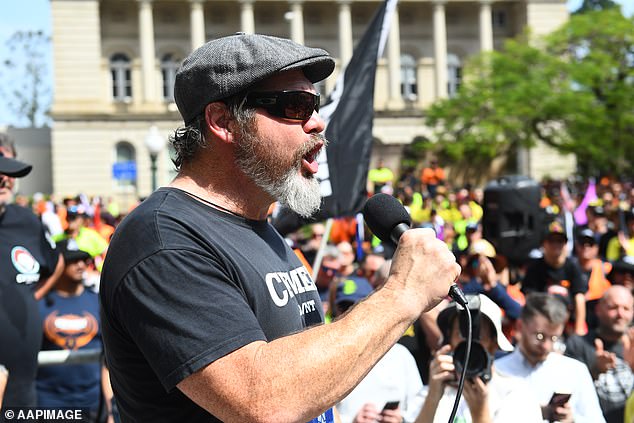 Jade Ingham, CFMEU Assistant Secretary of State, speaks at the meeting in Brisbane