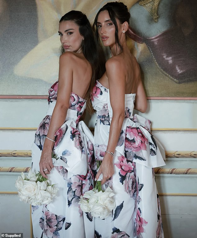 With large bows at the back, each member of the bridal party chose their own accessories according to the silver or white theme