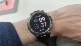 Amazfit T-Rex 2