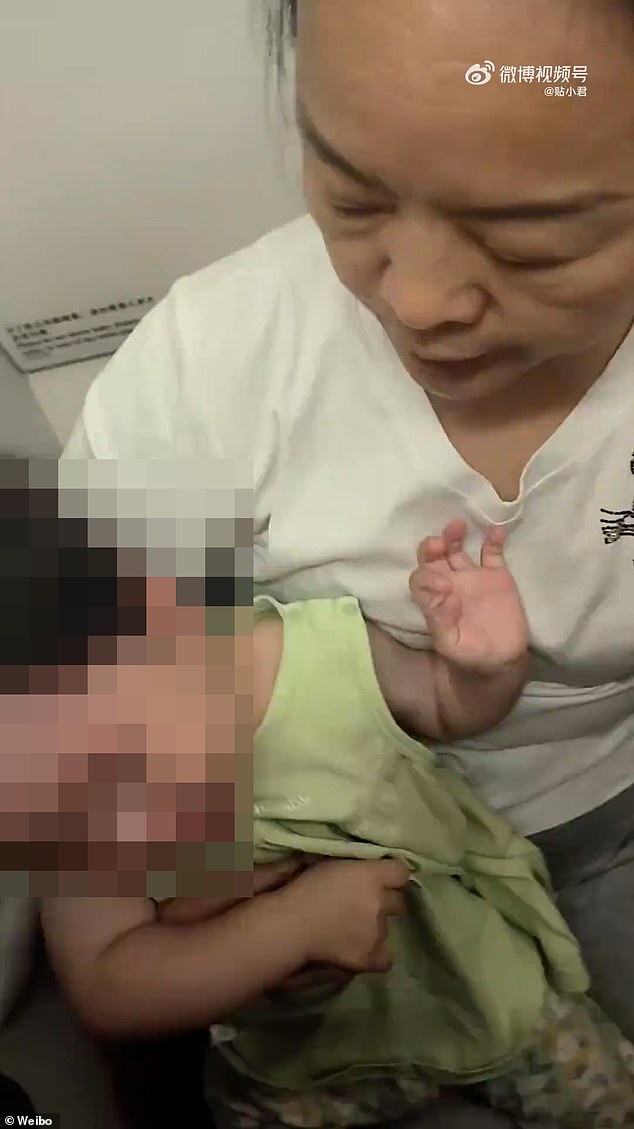 Passengers complained that the little girl's grandparents seemed to have no idea how to stop her crying and that attempts to distract her with a cell phone proved unsuccessful.