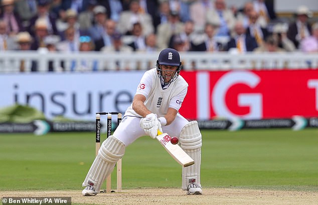 1725125982 264 Joe Root breaks Sir Alastair Cooks record as he brings