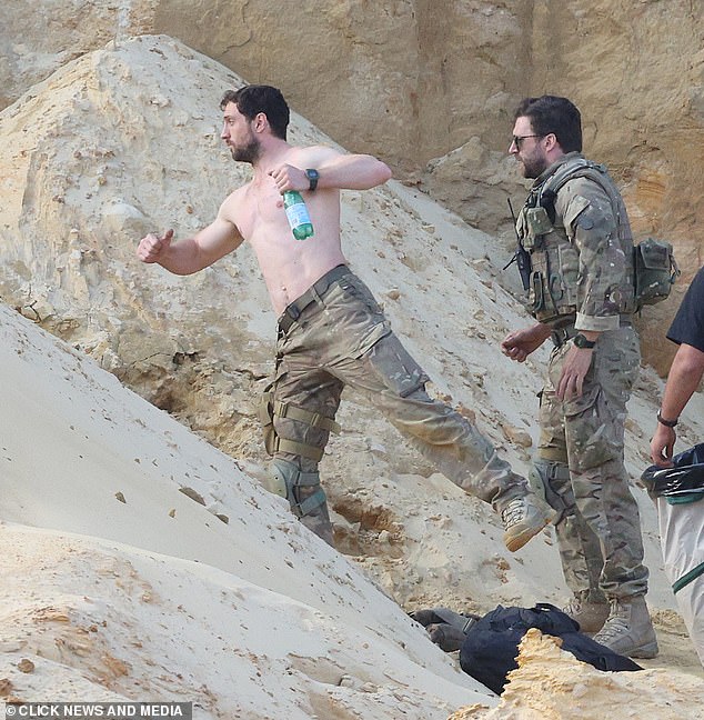 The actor struts his stuff among the sand piles on location in Wrotham, Kent